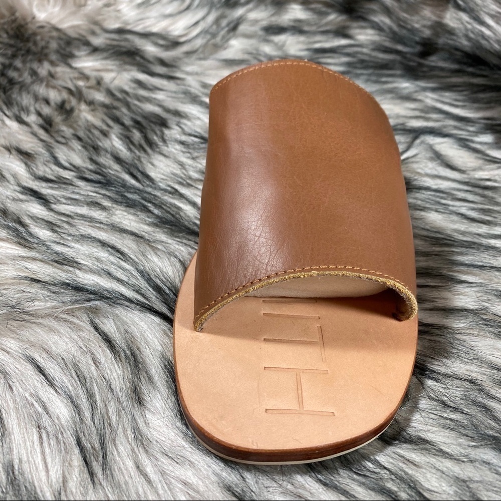 𝅺off Duty Deep Tan Leather Slip on Sandals - Picture 11 of 13